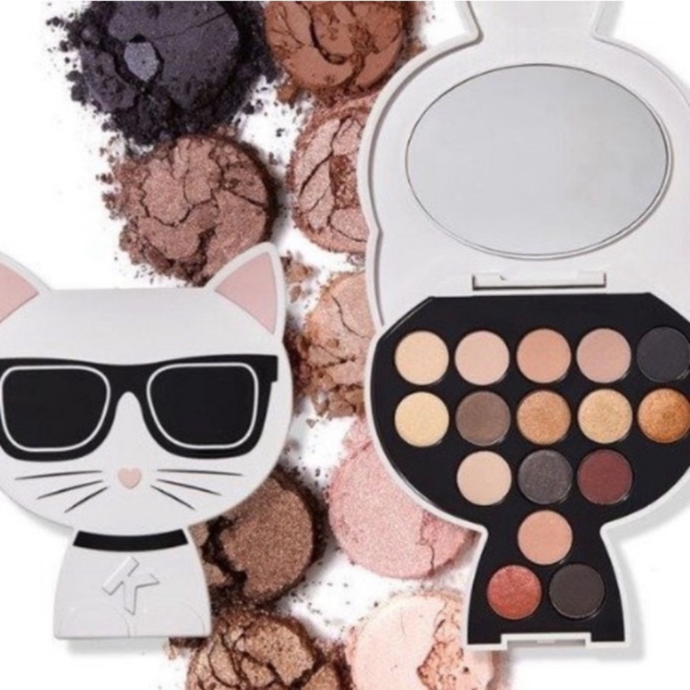 Model Co + Karl Lagerfeld Smokey Burgundy Palette